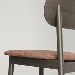 Elephant Stol, Mörk Ek / Svart Läder