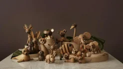 Spring Copenhagen Träfigurer|Dekorativa Accessoarer-Ella Baby Elephant Träfigur, 9 cm