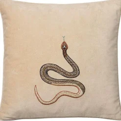 Chhatwal & Jonsson Prydnadskuddar & Fodral-Embroidered Cobra Kuddfodral 50x50 cm, Masala Yellow
