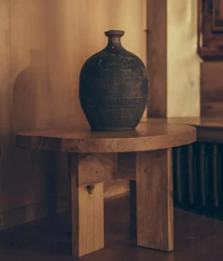 Farmhouse Pond Sidobord, Ek