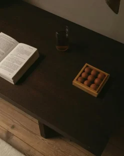 Frama Soffbord-Farmhouse Soffbord 70x70 cm, Mörk Ek