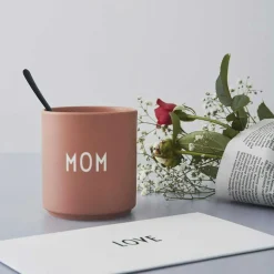 Design Letters Tekoppar|Kaffekoppar-Favourite Kopp 25 cl You Rock, Orange