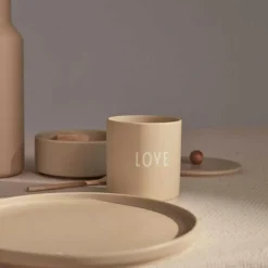 Design Letters Tekoppar|Kaffekoppar-Favourite Kopp 25 cl You Rock, Orange