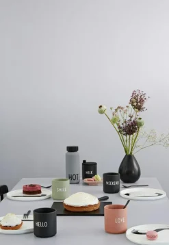 Design Letters Tekoppar|Kaffekoppar-Favourite Kopp 25 cl You Rock, Orange