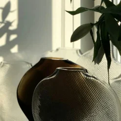 Flow 02 Vas, Mocha
