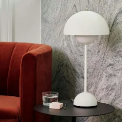 &Tradition Bordslampor-Flowerpot VP3 Bordslampa Gjord av PVC, Gjord av lackad metall, Grey Beige