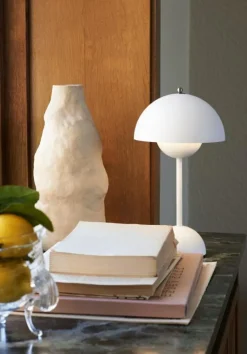 &Tradition Portabla Lampor|Portabla Lampor-Flowerpot VP9 Bordslampa Portabel, Matt Light Grey