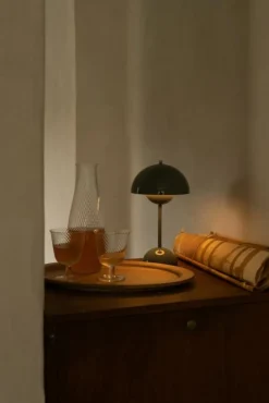 &Tradition Portabla Lampor|Portabla Lampor-Flowerpot VP9 Bordslampa Portabel, Matt Light Grey