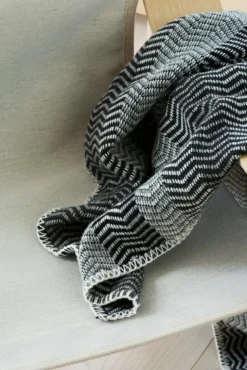 Fri Ullpläd 150x200 cm, Summer Red