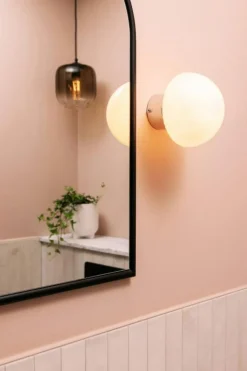 Fungo 16 Vägglampa, Krom / Vit