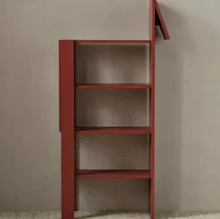 Ferm Living Byråer|Bokhyllor-Giraffe Bokhylla 69x140 cm, Poppy Red