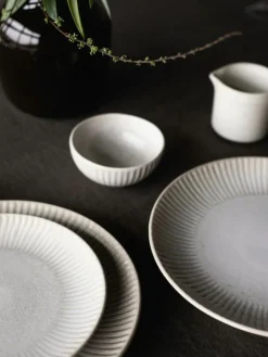 Tell Me More Övriga Tallrikar & Fat|Mattallrikar-Granada Tallrik Ø26,5 cm