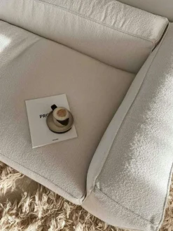 Grand 2-Sitssoffa Bouclétyg, Clay Beige