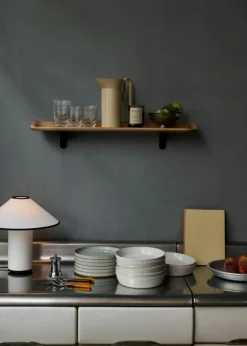 Guild HM15 Vägghylla 120 cm, Valnöt