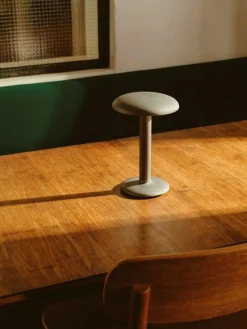 Flos Portabla Lampor|Portabla Lampor-Gustave Residential Bordslampa Portabel 2700K, Mattvit