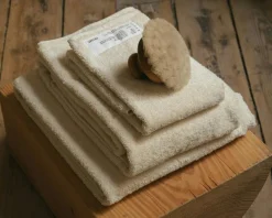 Frama Handdukar & Badlakan-Heavy Towel Badhandduk 70x140 cm, Sage Green