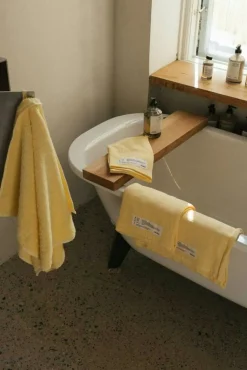 Frama Handdukar & Badlakan-Heavy Towel Badhandduk 70x140 cm, Sage Green