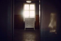 Höllviken Byrå 4 Lådor, Vitpigmenterad Ek