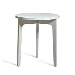 Mavis Sidobord & Avlastningsbord-Höllviken Sidobord Ø45x50 cm, Vitpigmenterad Ek/Kalksten