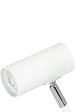 Hubble Klämlampa, Svart