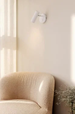 Hubble Vägglampa, Brons