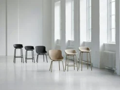Normann Copenhagen Barstolar & Barpallar-Hyg Barstol 65 cm, Klädd Framsida, Sand