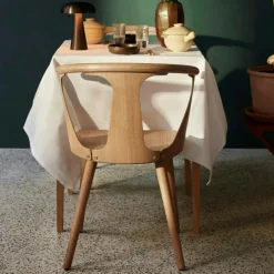 In Between Stol Sk1, Oljad Valnöt