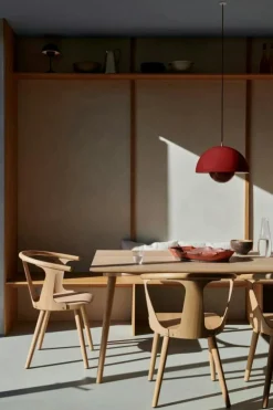 In Between Stol Sk1, Oljad Valnöt