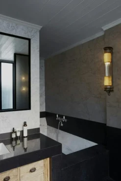 DCWéditions Vägglampor|Plafonder-In The Tube 100-500 Vägglampa, Svart / Guldreflektor / Guldnät