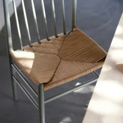 J80 Stol, Lackerad Ek