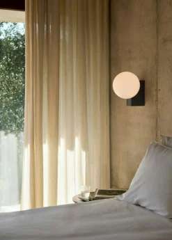 Journey SHY2 Vägglampa Silkesgrå, Steel Blue