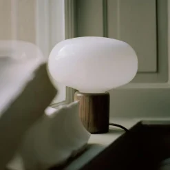 Karl-Johan Bordslampa, Rökt Ek