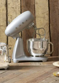 Smeg Matberedare & Assistenter-Köksmaskin SMF02 4,8 L,