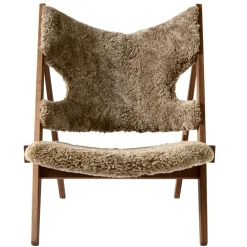 Knitting Loungestol, Valnöt / Fårskinn Sahara