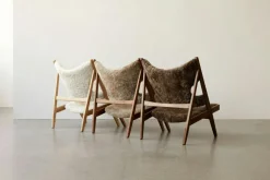 Knitting Loungestol, Valnöt / Fårskinn Sahara