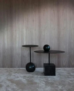 Friends & Founders Sidobord & Avlastningsbord|Soffbord-Knockout Sidobord Ø35 cm, Svart