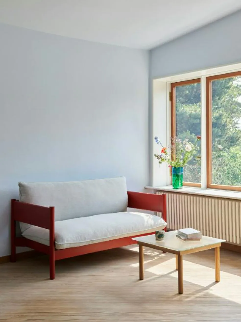 Kofi Sidobord 60x60 cm, Vattenbaserad Lackad Ek / Räfflat Glas