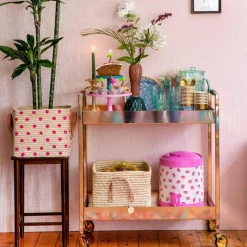 Korg med läderhandtag, Natur