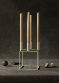 Kubus 4 Ljusstake, Olive