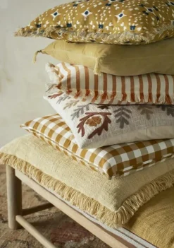 Madam Stoltz Prydnadskuddar & Fodral-Kuddfodral 50x50 cm, Mustard