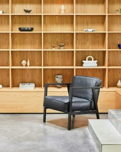 LC1 Loungestol, Svartlackerad Ek/Svart