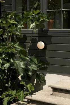 Nuura Taklampor Utomhus|Taklampor Utomhus-Liila 1 Vägg-/Taklampa Utomhus 165 mm, Mörk Brons / Opal