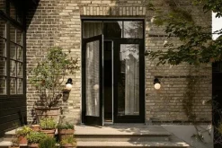 Liila Vägglampa Utomhus, Svart / Klar