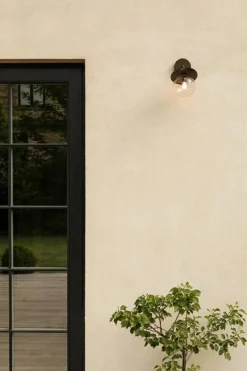 Liila Vägglampa Utomhus, Svart / Klar