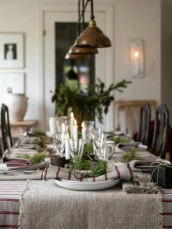 Axlings Dukar & Löpare-Linåker Bordsduk 138x250 cm, Grön