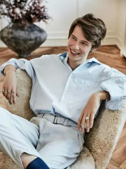 Little Petra VB1 Loungestol, Fårskinn Honey / Valnöt