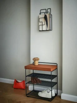 Lower East Skohylla, Vit / Konjak