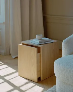 New Works Sängbord & Nattduksbord|Sängbord & Nattduksbord-Mass Sidobord Med Låda, Valnöt