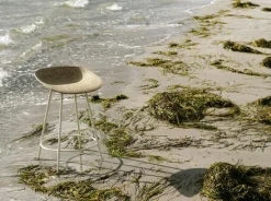 Normann Copenhagen Barstolar & Barpallar-Mat Barpall 65 cm, Seaweed / Cream