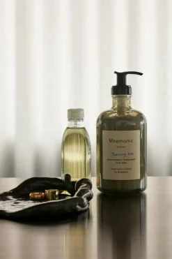 Mnemonic MNC2 Handlotion 375 ml, Into The Moor